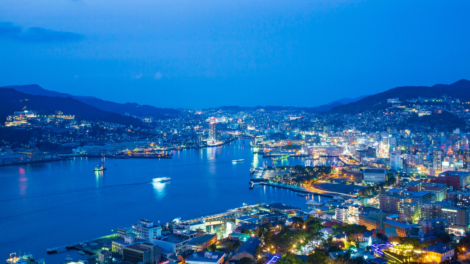 Nagasaki: baia, quartiere storico e scorci panoramici